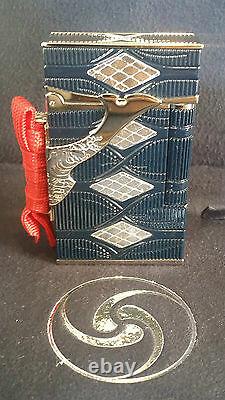 St Dupont Limited Edition Samurai Line 2 Ligne 2 Lighter Lacquer Platinum New