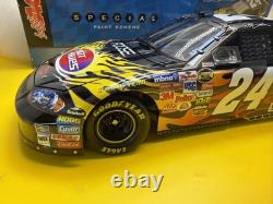 X RARE Action Jeff Gordon Dupont 2006 Monte Carlo 118 New 1/1008 SPECIAL PAINT
