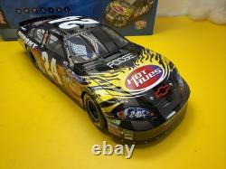 X RARE Action Jeff Gordon Dupont 2006 Monte Carlo 118 New 1/1008 SPECIAL PAINT