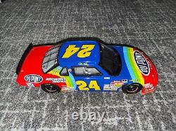 1994 Jeff Gordon #24 DuPont 1ère victoire à l'Indy Brickyard Version 124 NASCAR