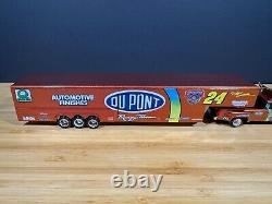 1998 JEFF GORDON DUPONT CHROMALUSION 164 ÉCHELLE DUALLY AVEC REMORQUE ÉDITION LIMITÉE