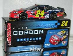 2006 Jeff Gordon #24 Dupont Autographed Car Withhologram Coa Hms Team Store Rare