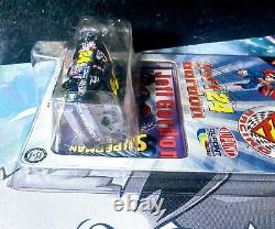 #24? Jeff Gordon 1/64? Nascar Diecast 1999 Très Rare Dupont Superman Car Rr