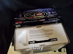 #24 Jeff Gordon Dupont 1ère voiture de Coupe 1992 Chevy Lumina VIN 104 sur 1219 produites