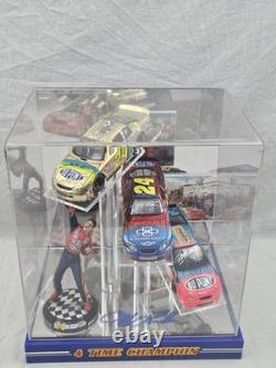 3 voitures en métal diecast signées de Jeff Gordon #24 Dupont en exposition 1998 2001 2005 ! Regardez