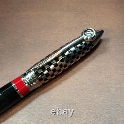 Ensemble presse-papiers et stylo plume S. T. Dupont F1, plume F en or 14 carats, édition limitée Grand Prix