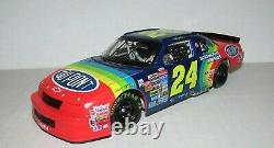 Jeff Gordon 1993 Dupont Rookie Of The Year 1/24 Action Diecast Car 1/5 004