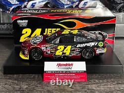 Jeff Gordon Autographié #24 DuPont Firestorm Fan Club Color Chrome 2024 1/24