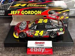 Jeff Gordon a signé #24 DuPont Firestorm Fan Club Color Chrome 2024 1/24