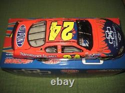 Jeff Gordon signé avec autocollant hologramme 2005 1/24 Performance Alliance