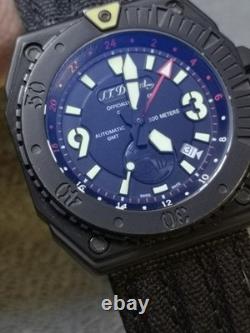 S. T. DUPONT Montre édition limitée Raid 25e anniversaire (491/1000)