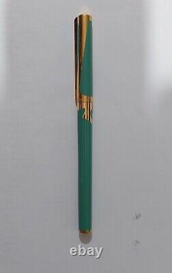 S. T. Dupont Art Nouveau Filler Fontaine Pen Edition Limitée, Vert 750 Nib