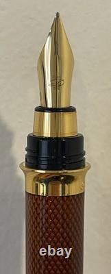 S. T. Dupont Chairman stylo plume Amber Montparnasse édition limitée 18 carats