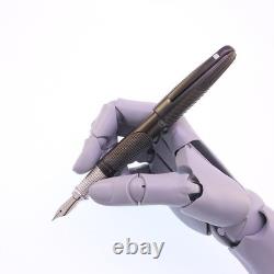 S. T. Dupont Édition Limitée 007 Stylo-plume Noir Plume M