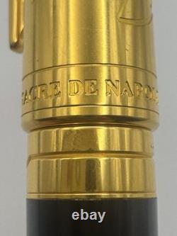 Stylo-plume S. T. Dupont Napoléon en édition limitée, laque de Chine, plume en or 18 carats, état neuf