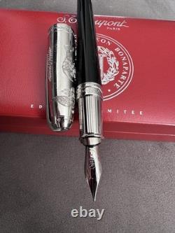 Stylo plume S. T. Dupont Palladium Napoléon Bonaparte édition limitée, or 18 carats