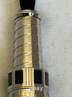 Stylo plume S. T. Dupont Place Vendôme édition limitée (0044/1810), plume M en or 18 carats - neuf