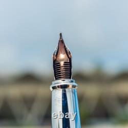 Stylo-plume en édition limitée S. T. Dupont Atelier Mondial des Échecs Métorite 410187