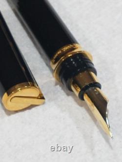 Stylo-plume vintage S.T. Dupont grand format, garnitures plaquées or 24 carats et plume fine en or massif 18 carats (750)