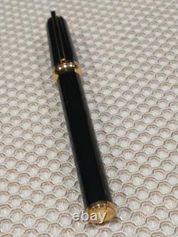Stylo-plume vintage S.T. Dupont grand format, garnitures plaquées or 24 carats et plume fine en or massif 18 carats (750)